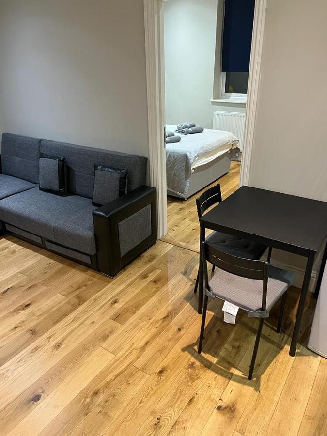 Lovely 1 Bedroom Apartment With On Street Parking Λονδίνο Εξωτερικό φωτογραφία